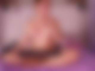 emyli_sw's Live Sex Cam Show