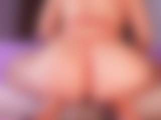 Live cam show with emyli_sw - Athletic Dildo on livesuperchat.net