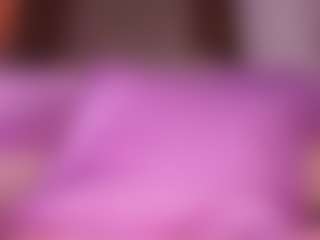 Live cam show with emyli_sw - Spy Petite on Camsoda