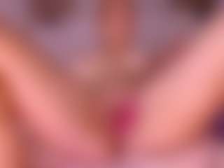 emyli_sw's Live Sex Cam Show