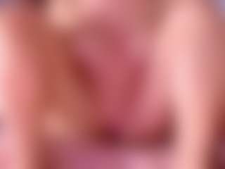 emyli_sw's Live Sex Cam Show