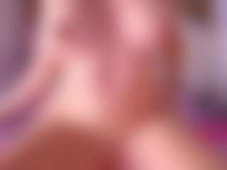 emyli_sw's Live Sex Cam Show