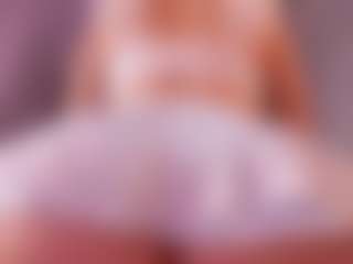 Live cam show with emyli_sw - Ass Bouncing on sexylivex.com