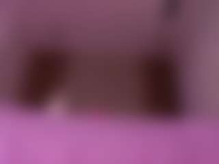 emyli_sw's Live Sex Cam Show