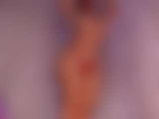 Live cam show with emyli_sw - Fingers on CamSodaAdn