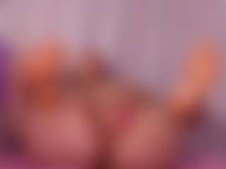 Live cam show with emyli_sw - Athletic BBW on Nude Live Now