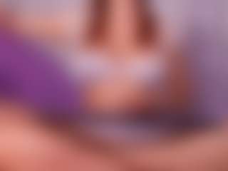 emyli_sw's Live Sex Cam Show