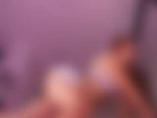 Live cam show with emyli_sw - Curvy Young Adult on TottyGirls