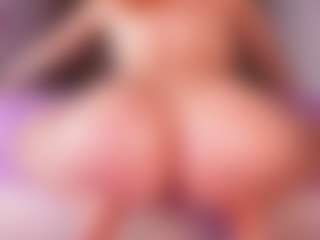 emyli_sw's Live Sex Cam Show