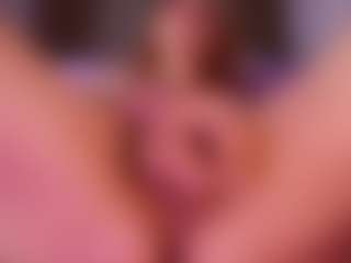 emyli_sw's Live Sex Cam Show