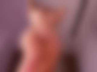 emyli_sw's Live Sex Cam Show
