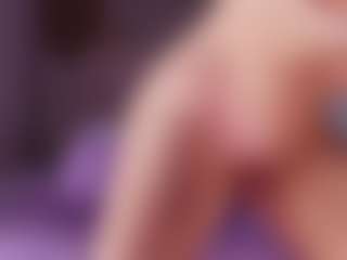 emyli_sw's Live Sex Cam Show