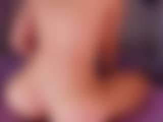 Show de cam en vivo con emyli_sw - Fingers en Camsoda