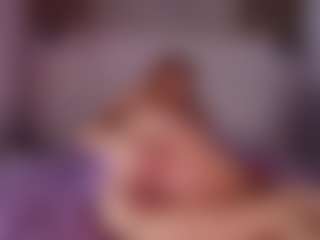 emyli_sw's Live Sex Cam Show