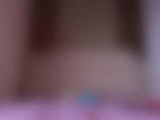 Live cam show with emyli_sw - Young Adult on Camsoda