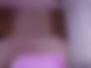 emyli_sw's Live Sex Cam Show
