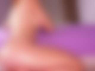 emyli_sw's Live Sex Cam Show