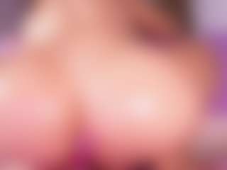 emyli_sw's Live Sex Cam Show