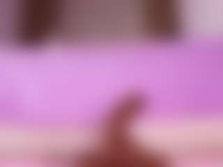 emyli_sw's Live Sex Cam Show
