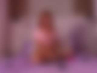 Live cam show with emyli_sw - Foot Fetish on Camsoda