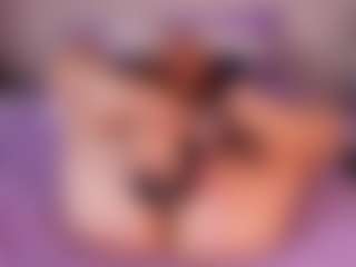 emyli_sw's Live Sex Cam Show