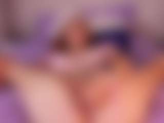 emyli_sw's Live Sex Cam Show