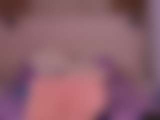 Live cam show with emyli_sw - Spank on Camsoda
