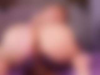 emyli_sw's Live Sex Cam Show