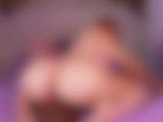 emyli_sw's Live Sex Cam Show