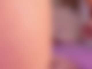 emyli_sw's Live Sex Cam Show