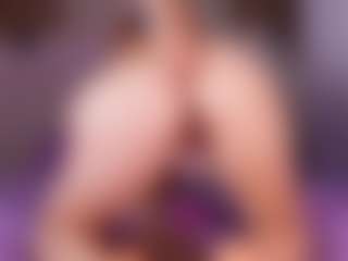 emyli_sw's Live Sex Cam Show