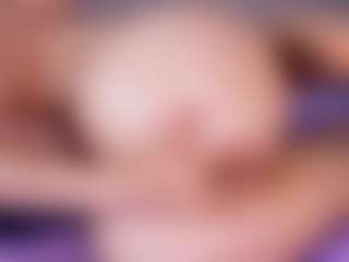 emyli_sw's Live Sex Cam Show