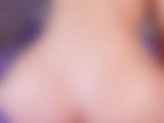emyli_sw's Live Sex Cam Show