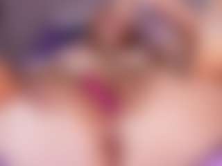 emyli_sw's Live Sex Cam Show