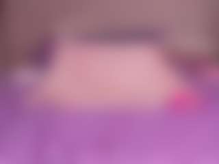 emyli_sw's Live Sex Cam Show
