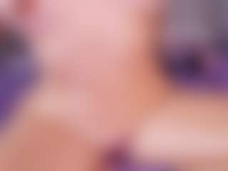 emyli_sw's Live Sex Cam Show