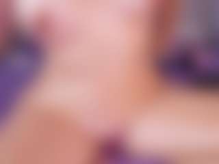 emyli_sw's Live Sex Cam Show