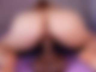 emyli_sw's Live Sex Cam Show