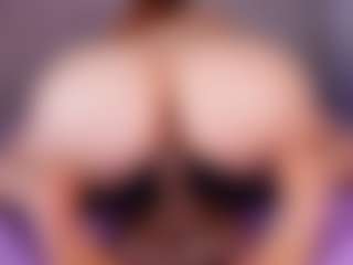 emyli_sw's Live Sex Cam Show
