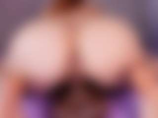 emyli_sw's Live Sex Cam Show