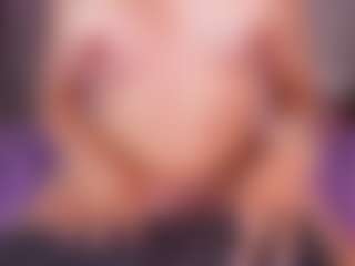 emyli_sw's Live Sex Cam Show