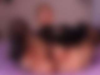 emyli_sw's Live Sex Cam Show