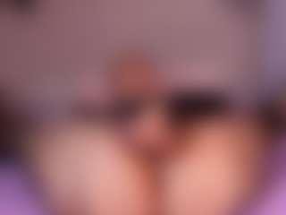 emyli_sw's Live Sex Cam Show