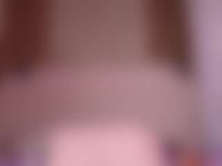 emyli_sw's Live Sex Cam Show