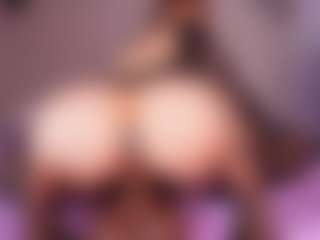 emyli_sw's Live Sex Cam Show