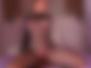 emyli_sw's Live Sex Cam Show