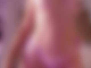 emyli_sw's Live Sex Cam Show