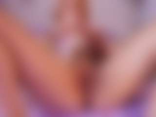 emyli_sw's Live Sex Cam Show