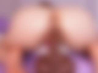emyli_sw's Live Sex Cam Show