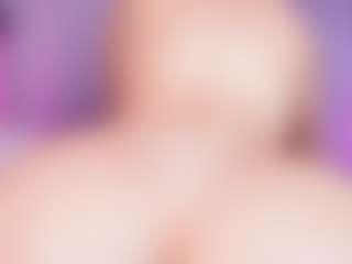 emyli_sw's Live Sex Cam Show